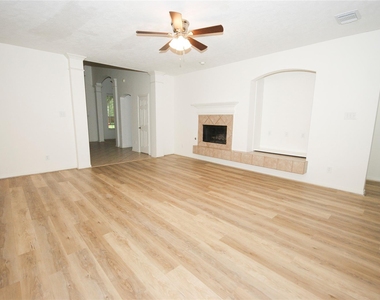 310 Watercrest Harbor Lane - Photo Thumbnail 6