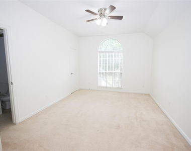 310 Watercrest Harbor Lane - Photo Thumbnail 15