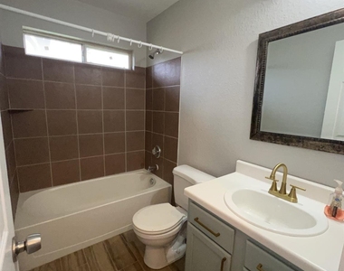 3634 Du Bois Street - Photo Thumbnail 19