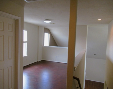 13222 Babbitt Street - Photo Thumbnail 12