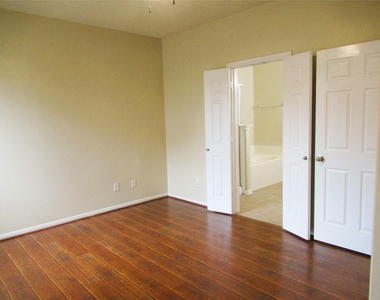 13222 Babbitt Street - Photo Thumbnail 10