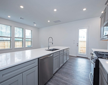 585 Dry Fork Lane - Photo Thumbnail 9