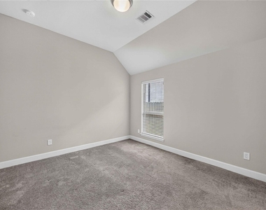 4333 Arbor Crest Lane - Photo Thumbnail 4