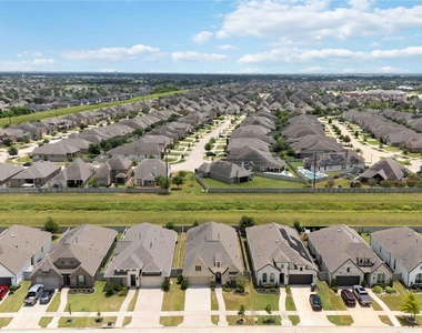 4333 Arbor Crest Lane - Photo Thumbnail 37