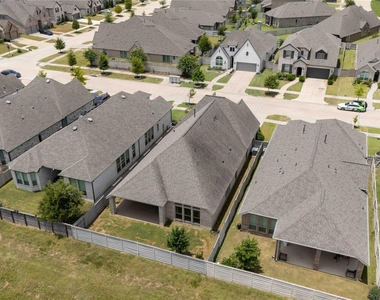 4333 Arbor Crest Lane - Photo Thumbnail 35