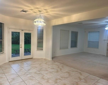1030 Forestburg Drive - Photo Thumbnail 4