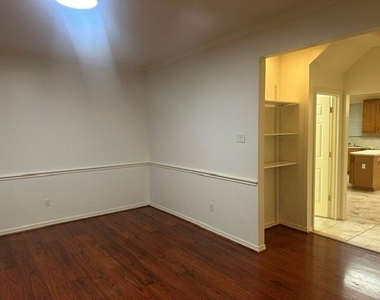 1030 Forestburg Drive - Photo Thumbnail 7