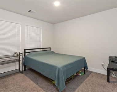 4416 Santorini Lane - Photo Thumbnail 19