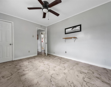 2315 Kabee Street - Photo Thumbnail 7