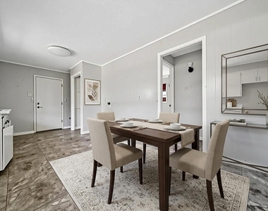 2315 Kabee Street - Photo Thumbnail 6