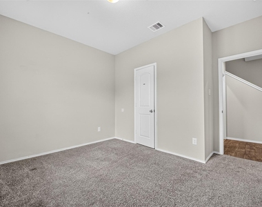 2330 Georgina Falls Drive - Photo Thumbnail 12