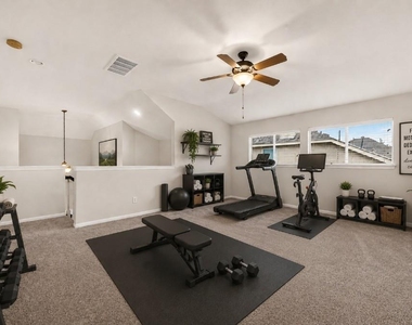 21610 Avalon Queen Drive - Photo Thumbnail 13
