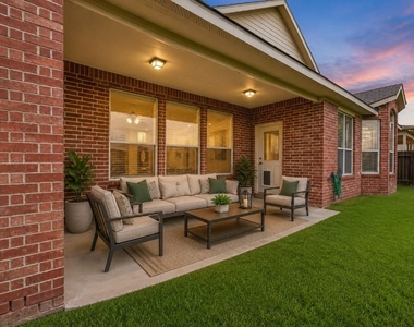 21610 Avalon Queen Drive - Photo Thumbnail 14