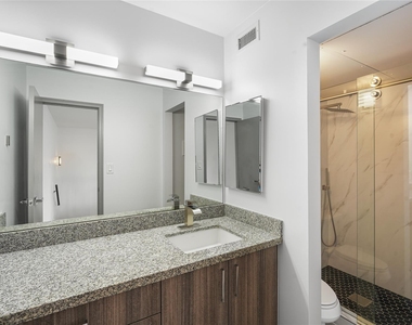 10615 Briar Forest Drive - Photo Thumbnail 12