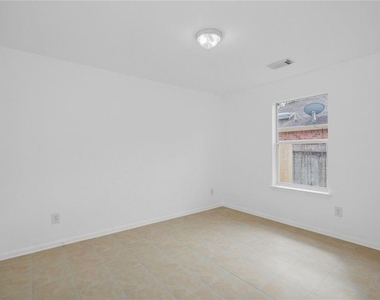 4522 Cannongate Drive - Photo Thumbnail 23
