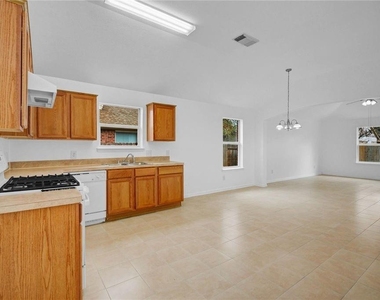 4522 Cannongate Drive - Photo Thumbnail 9