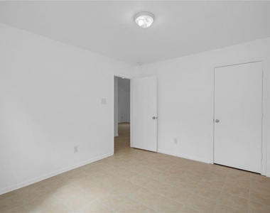 4522 Cannongate Drive - Photo Thumbnail 22