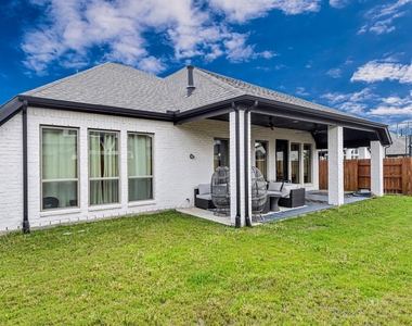 7211 Sylvan Birch Trail - Photo Thumbnail 30