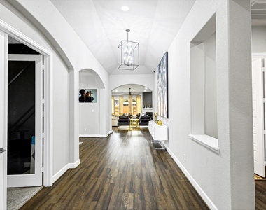 7211 Sylvan Birch Trail - Photo Thumbnail 7