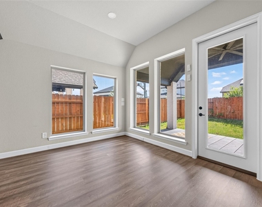 7211 Sylvan Birch Trail - Photo Thumbnail 15