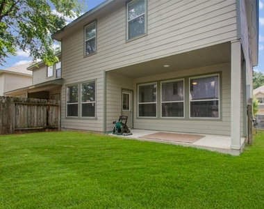 115 W Burberry Circle - Photo Thumbnail 23