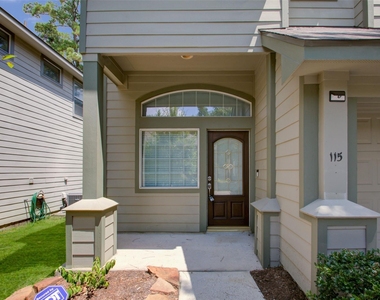115 W Burberry Circle - Photo Thumbnail 1