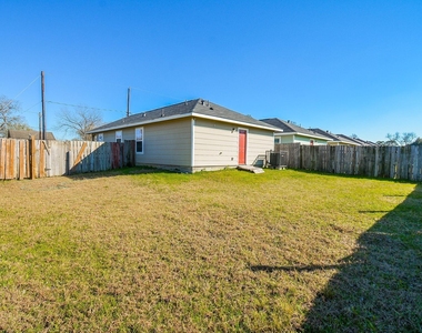 7611 Dyer Street - Photo Thumbnail 27