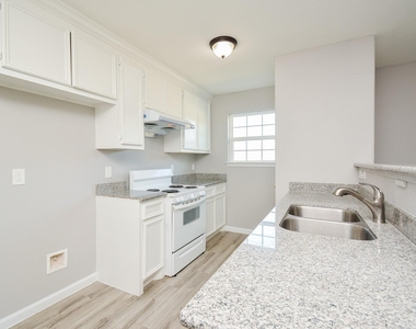7611 Dyer Street - Photo Thumbnail 9