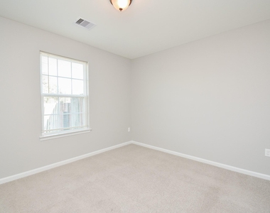 7611 Dyer Street - Photo Thumbnail 18