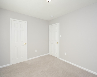 7611 Dyer Street - Photo Thumbnail 15