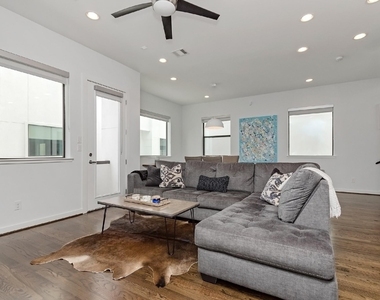 1814 Bingham Street - Photo Thumbnail 13