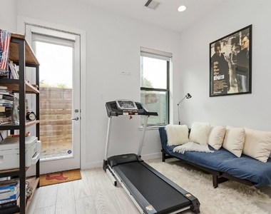 1814 Bingham Street - Photo Thumbnail 11