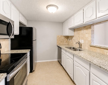 1607 Alabama Street - Photo Thumbnail 3