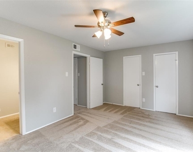 1607 Alabama Street - Photo Thumbnail 7