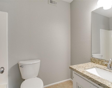 1607 Alabama Street - Photo Thumbnail 8
