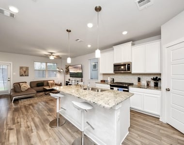 8207 Rising Stream Drive - Photo Thumbnail 18
