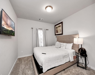 8207 Rising Stream Drive - Photo Thumbnail 25