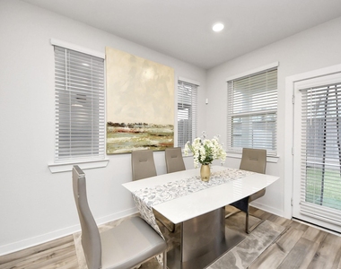 8207 Rising Stream Drive - Photo Thumbnail 11