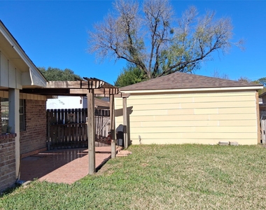 4315 Baneway Drive - Photo Thumbnail 16