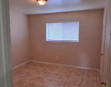 4315 Baneway Drive - Photo Thumbnail 13