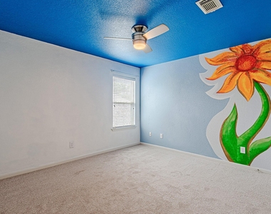 7507 Trail Hollow - Photo Thumbnail 31
