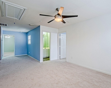7507 Trail Hollow - Photo Thumbnail 28