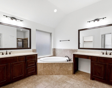 29142 Crested Butte Drive - Photo Thumbnail 24