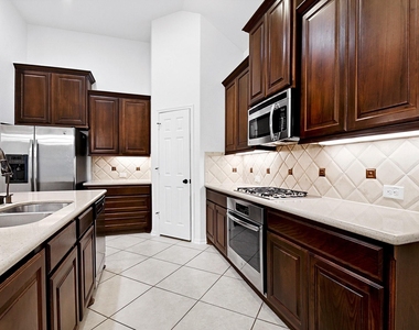 29142 Crested Butte Drive - Photo Thumbnail 15