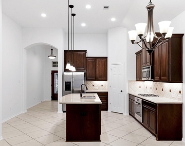 29142 Crested Butte Drive - Photo Thumbnail 10