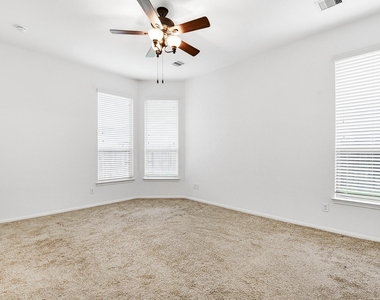 29142 Crested Butte Drive - Photo Thumbnail 21