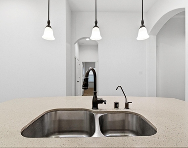 29142 Crested Butte Drive - Photo Thumbnail 13