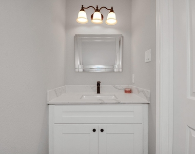15426 Appleridge Drive - Photo Thumbnail 15