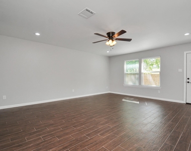 15426 Appleridge Drive - Photo Thumbnail 18