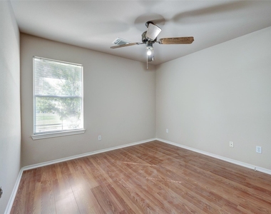 16535 Cairngrove Lane - Photo Thumbnail 22